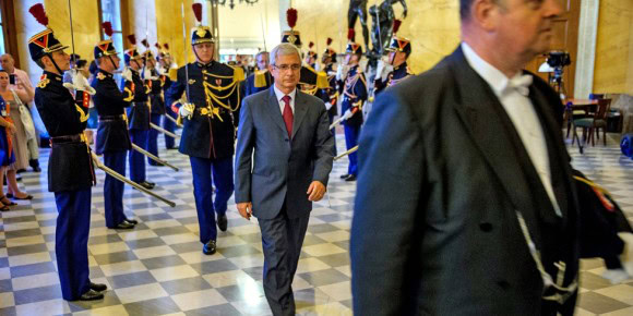 Garde républicaine à l'Assemblée nationale